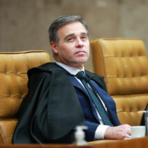 Mendonça promete ajudar Messias no Senado por vaga no STF; veja reações Mendonça promete ajudar Messias no Senado por vaga no STF; veja reações